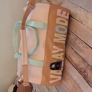 *VHTF* TikTok Trending Fuzzy Letter Duffle